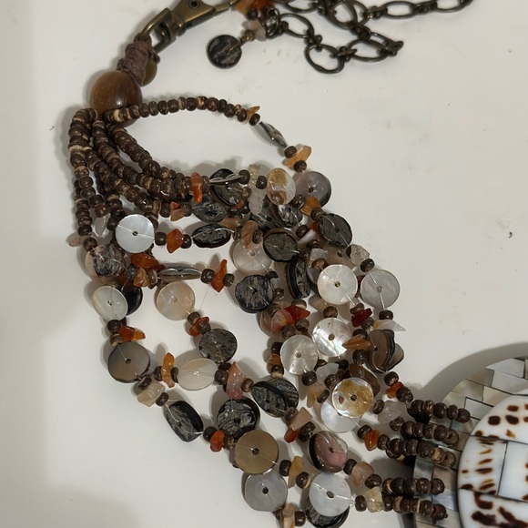 Chico Elegant Brown Beaded Belt With round mosaic pendant Women’s OS - Picture 3 of 13